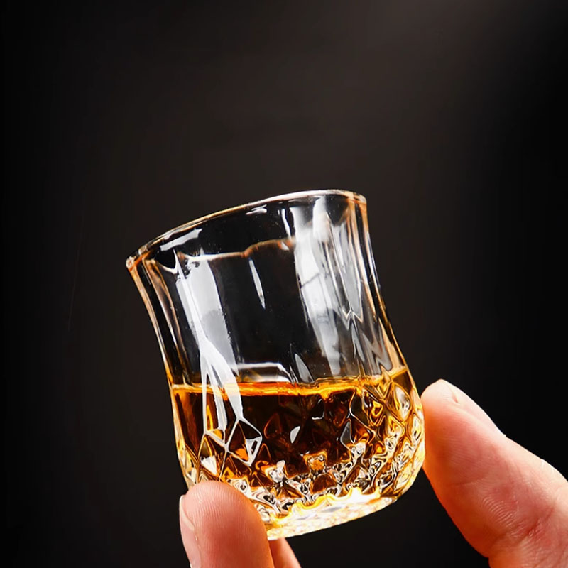 Conjunto de 2 Canecas de Cerve - Whisky Beer And Wine avaliação e preço